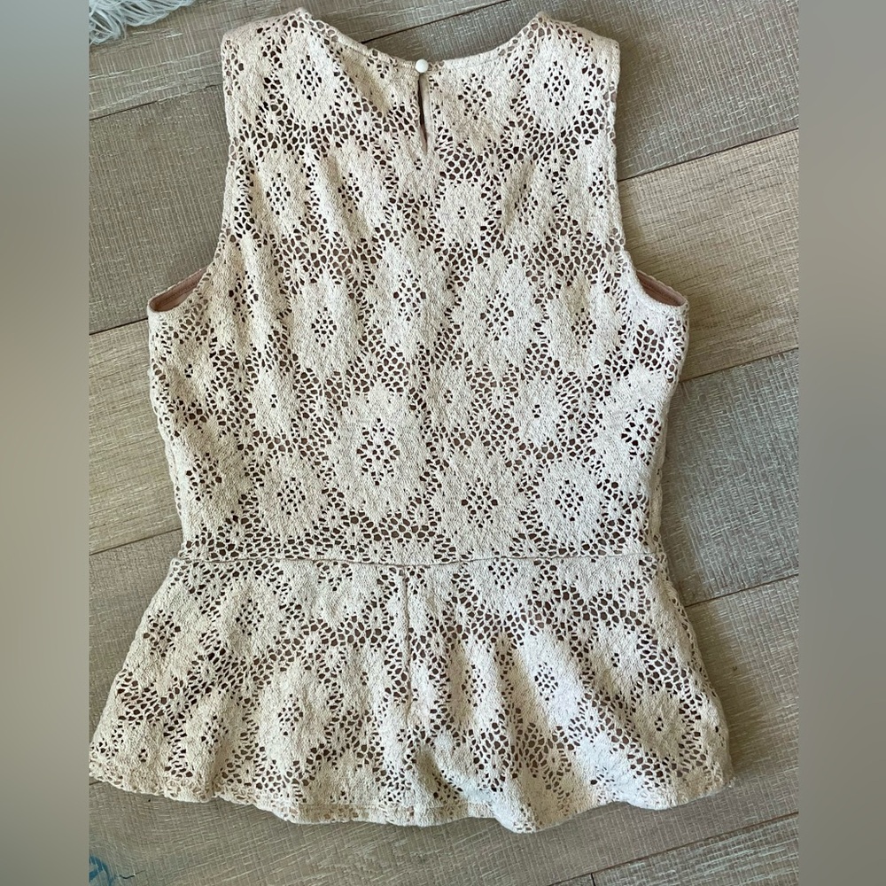 BCBGMaxAzria Cream Lace Tank Top (S) - Picture 3 of 11